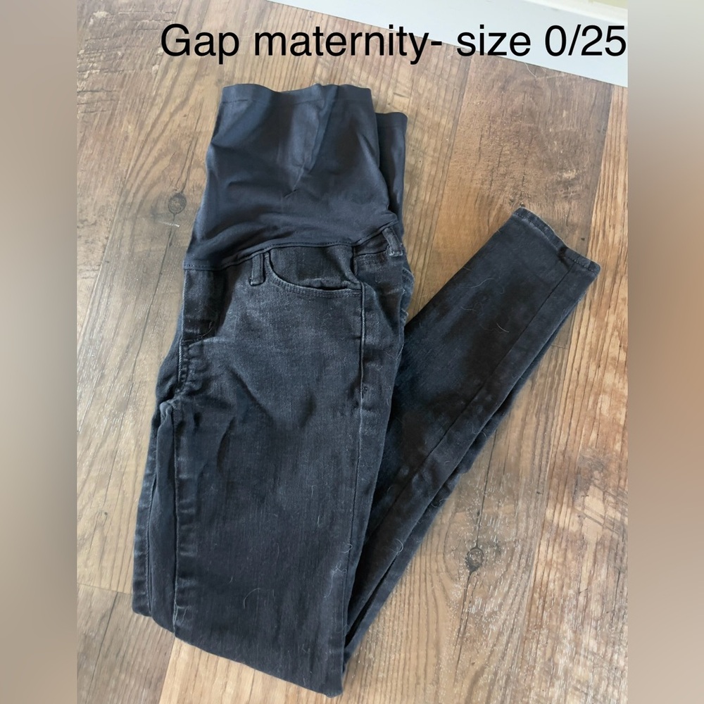 GAP Women's Black Skinny Jeans
